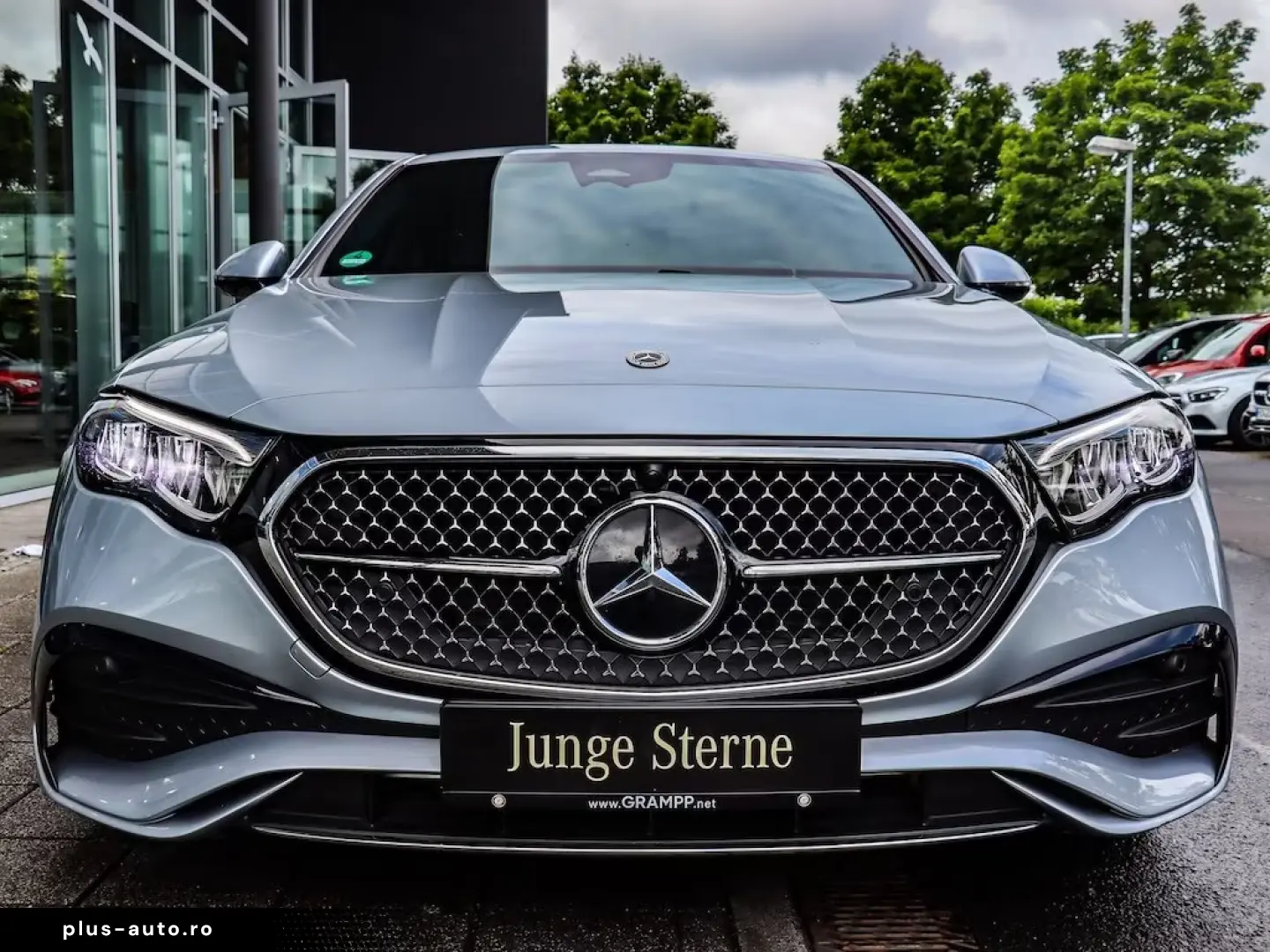 Mercedes-Benz E 200 AMG Advanced AHK Distronic