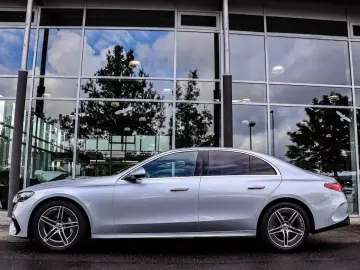 Mercedes-Benz E 200 AMG Advanced AHK Distronic