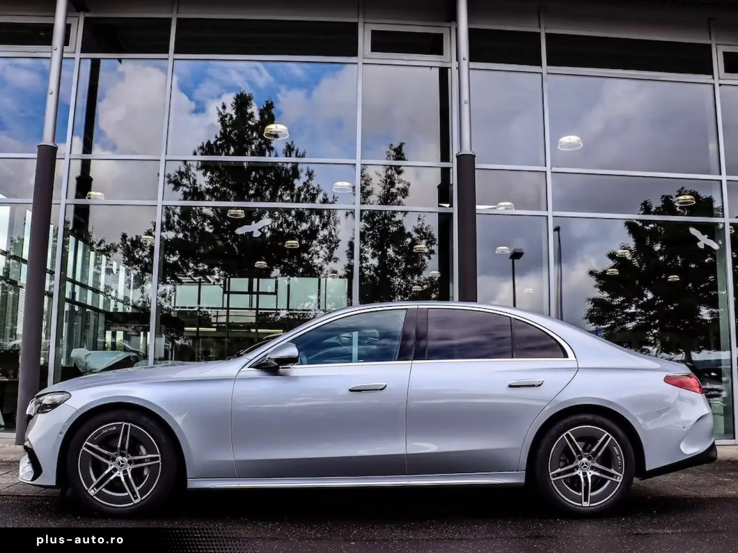 Mercedes-Benz E 200 AMG Advanced AHK Distronic