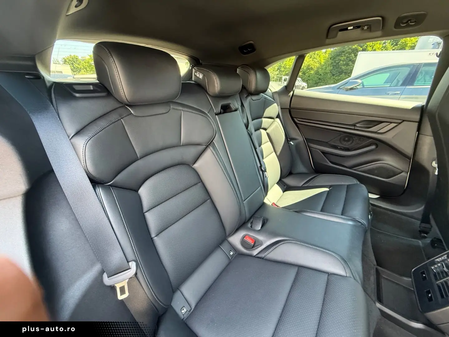 PORSCHE Taycan Cross 4 Approved Beif.Display HUD 22 Zoll