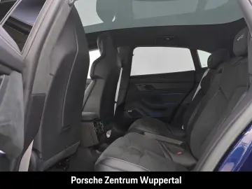 PORSCHE Taycan GTS Sport Turismo HA-Lenkung Head-Up