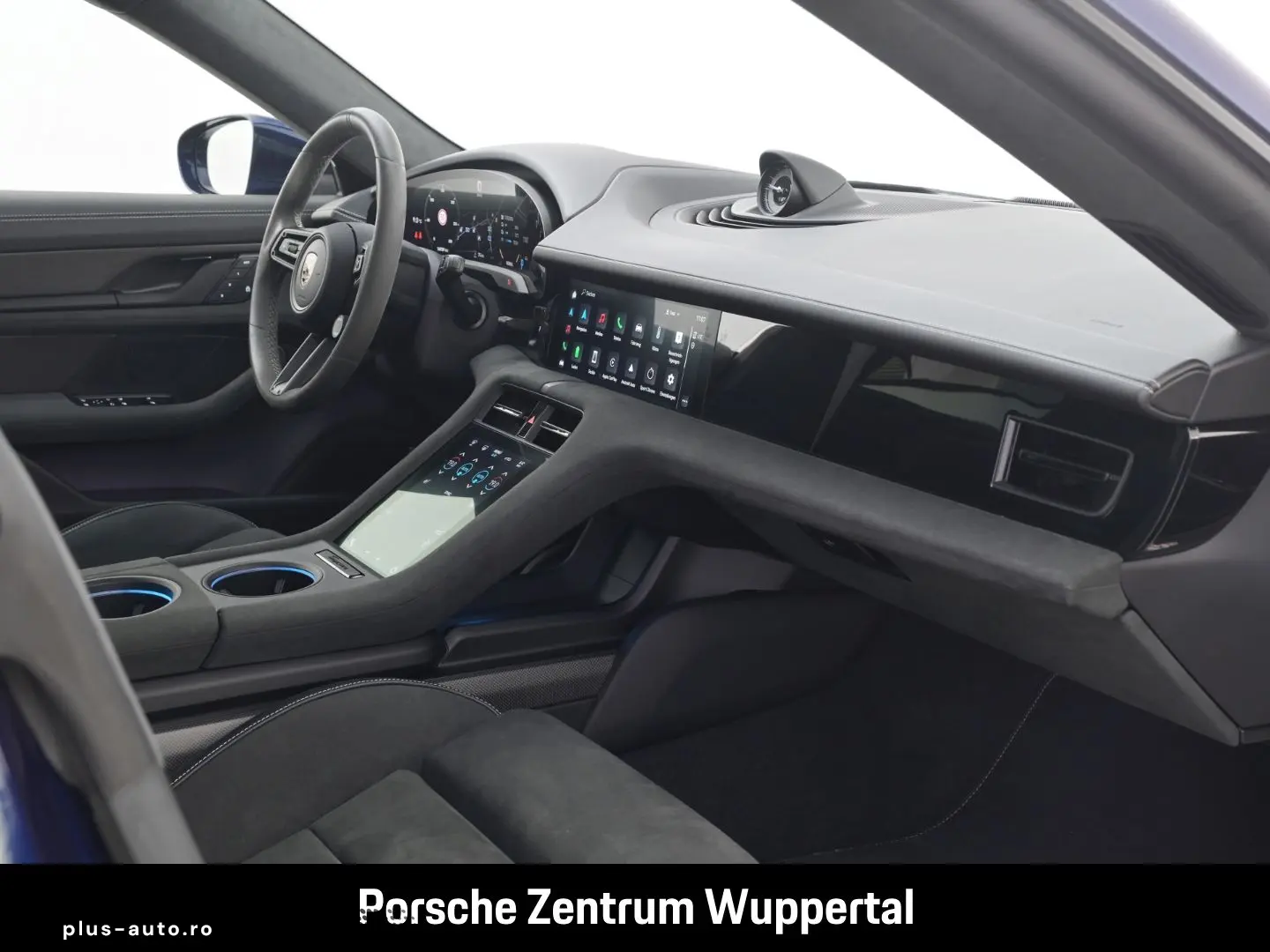 PORSCHE Taycan GTS Sport Turismo HA-Lenkung Head-Up