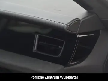 PORSCHE Taycan GTS Sport Turismo HA-Lenkung Head-Up