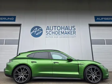 PORSCHE Taycan Sport Turismo MAMBAGRÜN 21 Zoll 360  PANO