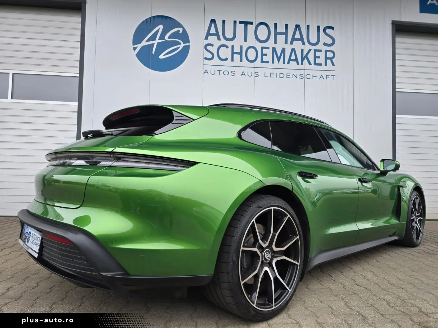 PORSCHE Taycan Sport Turismo MAMBAGRÜN 21 Zoll 360  PANO