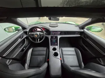 PORSCHE Taycan Sport Turismo MAMBAGRÜN 21 Zoll 360  PANO