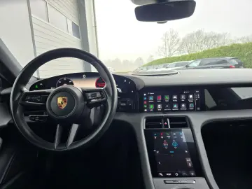 PORSCHE Taycan Sport Turismo MAMBAGRÜN 21 Zoll 360  PANO