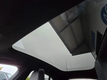 PORSCHE Taycan Sport Turismo MAMBAGRÜN 21 Zoll 360  PANO