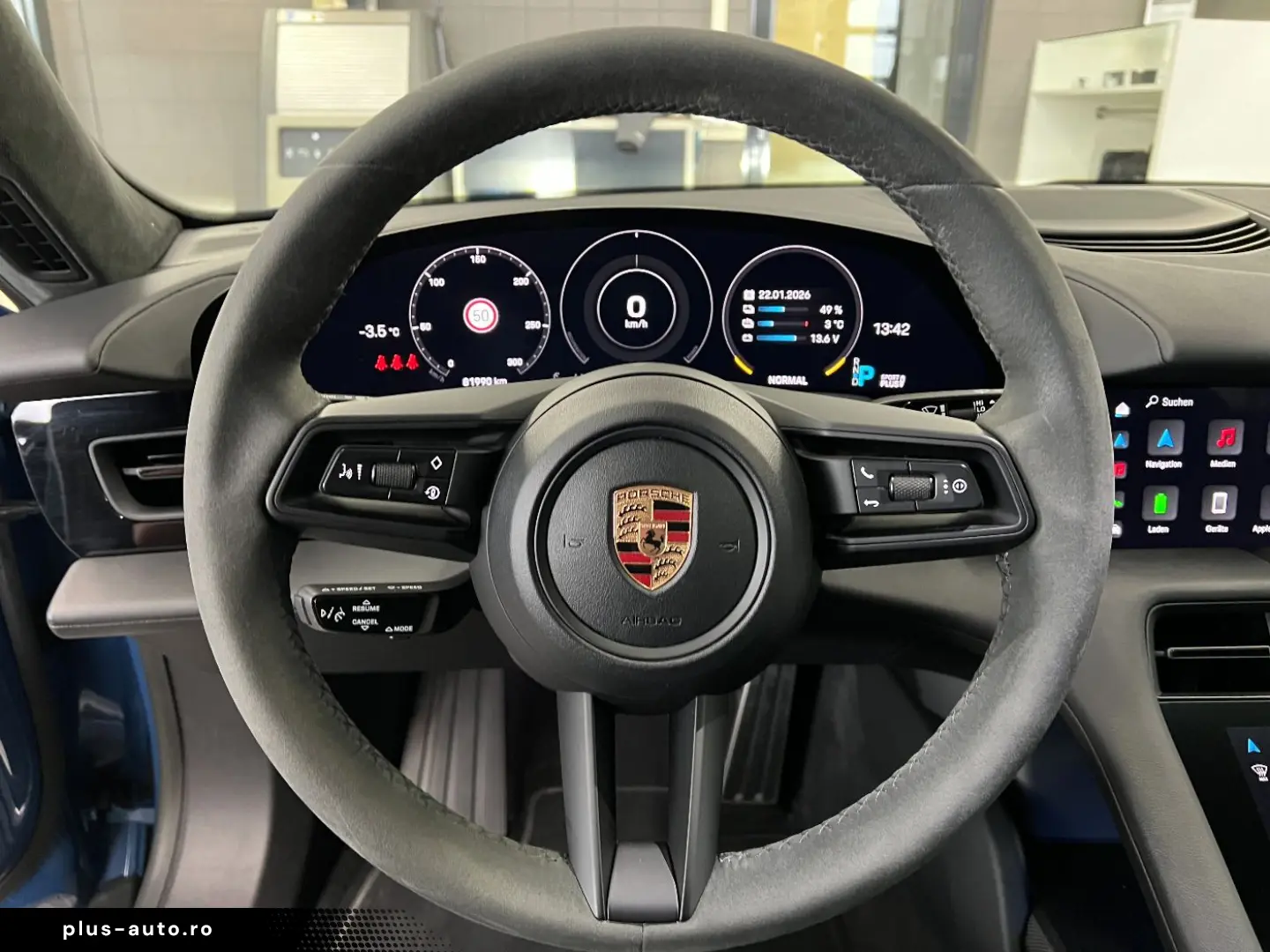 PORSCHE Taycan Turbo   Burmester   Beifahrerdisplay