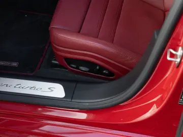 PORSCHE Panamera Turbo S SportDesign Paket Pano Matrix