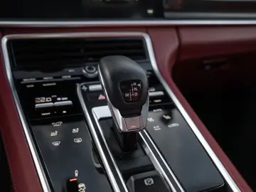 PORSCHE Panamera Turbo S SportDesign Paket Pano Matrix