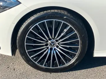 MERCEDES-BENZ CLE 200 Cabriolet AMG Line LED 360 K Keyless