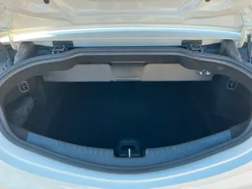 MERCEDES-BENZ CLE 200 Cabriolet AMG Line LED 360 K Keyless