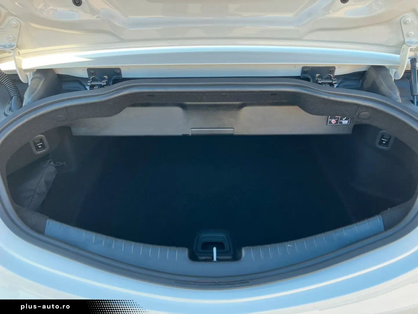 MERCEDES-BENZ CLE 200 Cabriolet AMG Line LED 360 K Keyless