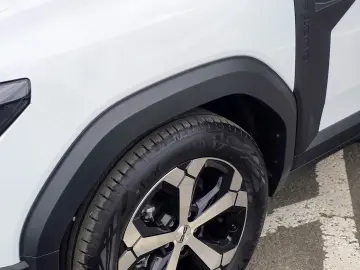 Dacia Duster Hybrid 140 Journey - autovehicul nou 0km