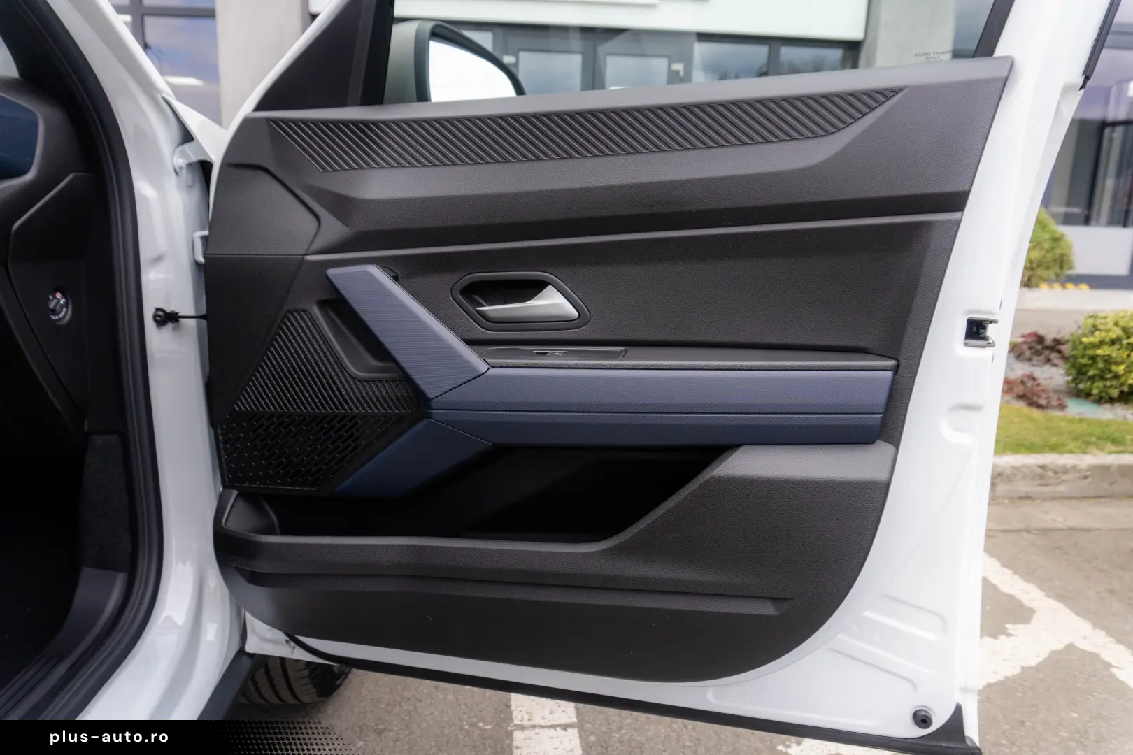 Dacia Duster Hybrid 140 Journey - autovehicul nou 0km