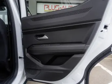 Dacia Duster Hybrid 140 Journey - autovehicul nou 0km