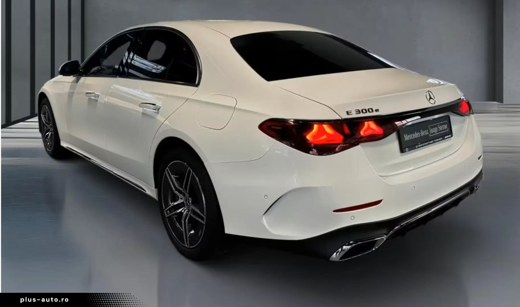 Mercedes-Benz E 300 e AMG LED MBUX 360 KAM
