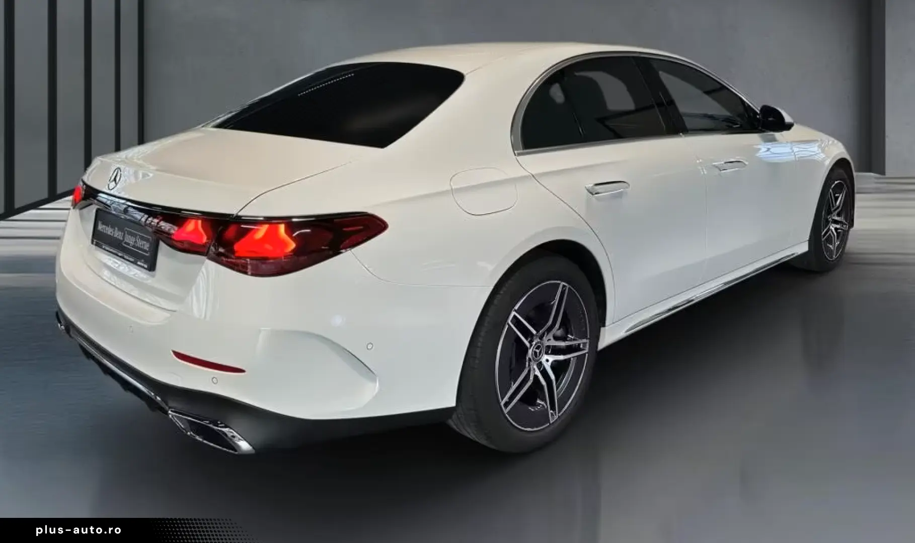 Mercedes-Benz E 300 e AMG LED MBUX 360 KAM