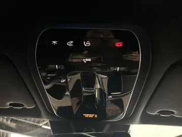 Mercedes-Benz E 300 e AMG LED MBUX 360 KAM