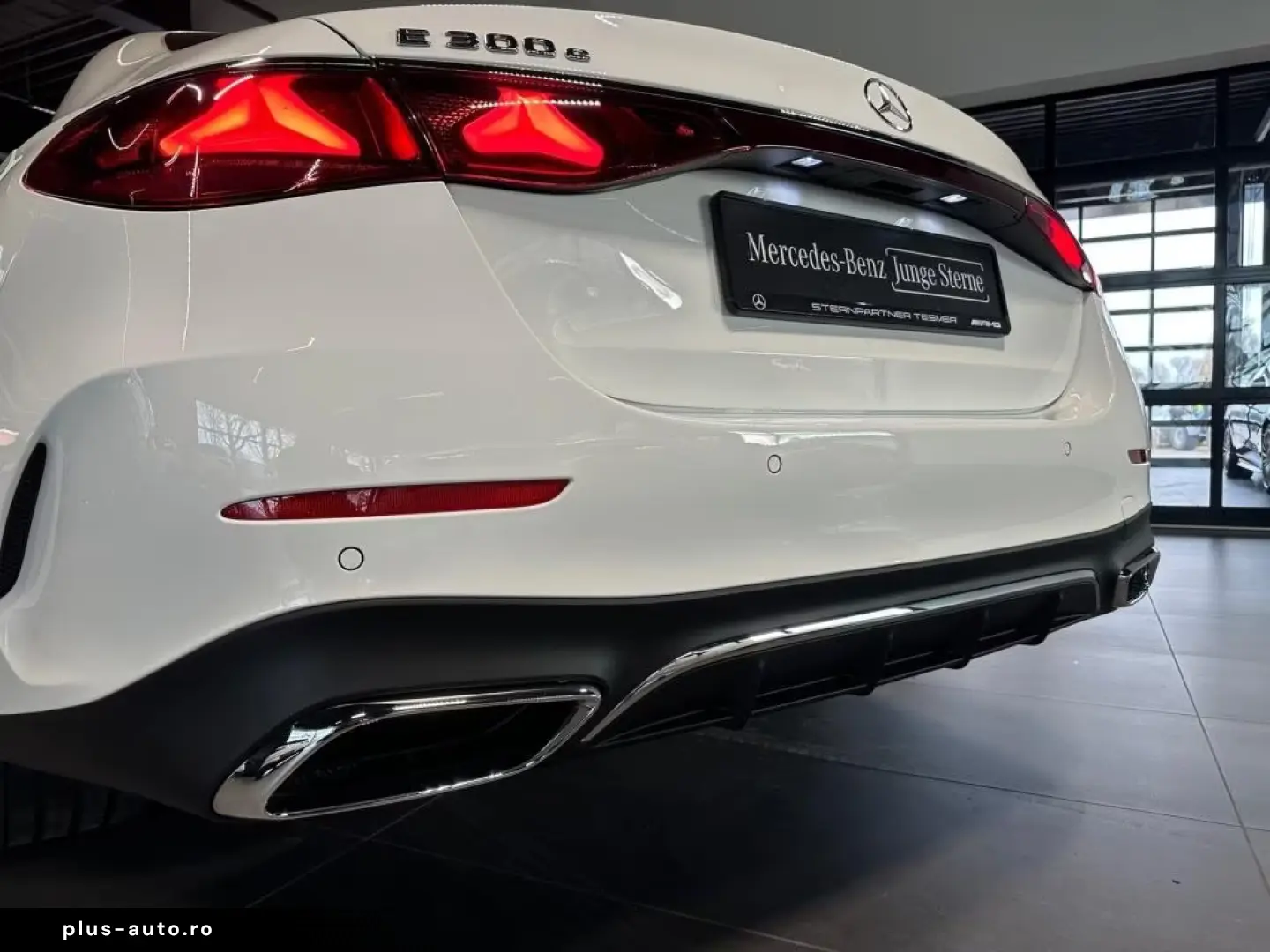 Mercedes-Benz E 300 e AMG LED MBUX 360 KAM