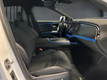 Mercedes-Benz E 300 e AMG LED MBUX 360 KAM