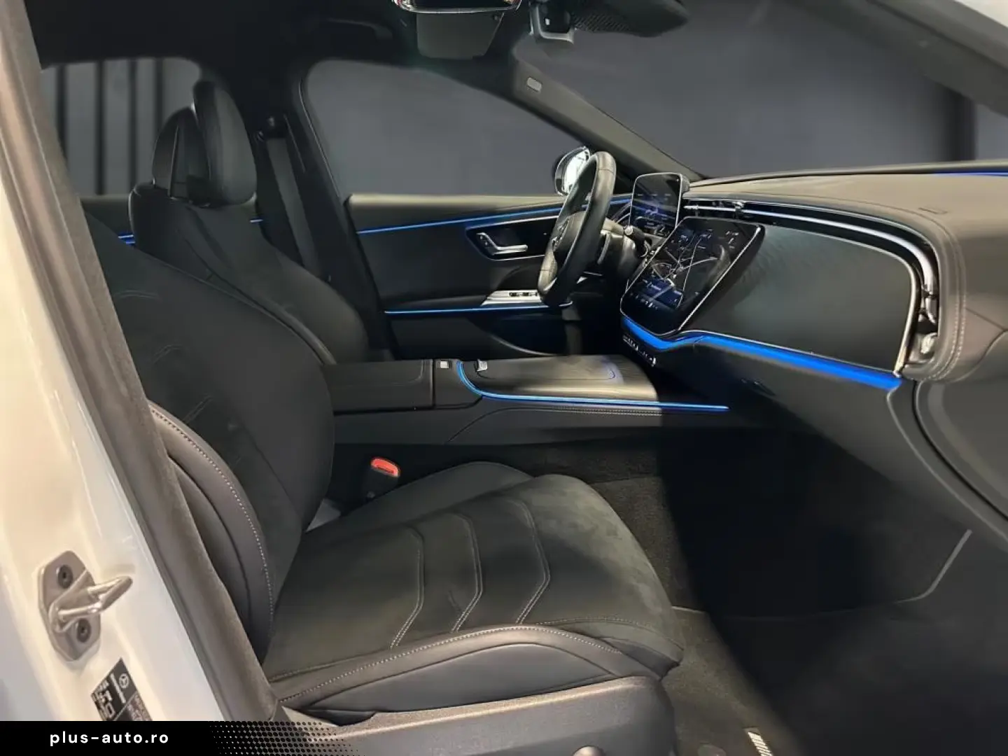 Mercedes-Benz E 300 e AMG LED MBUX 360 KAM