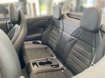 MERCEDES-BENZ CLE 200 Cabrio  AMG NIGHT AHK MEMO RFK SHZ LED