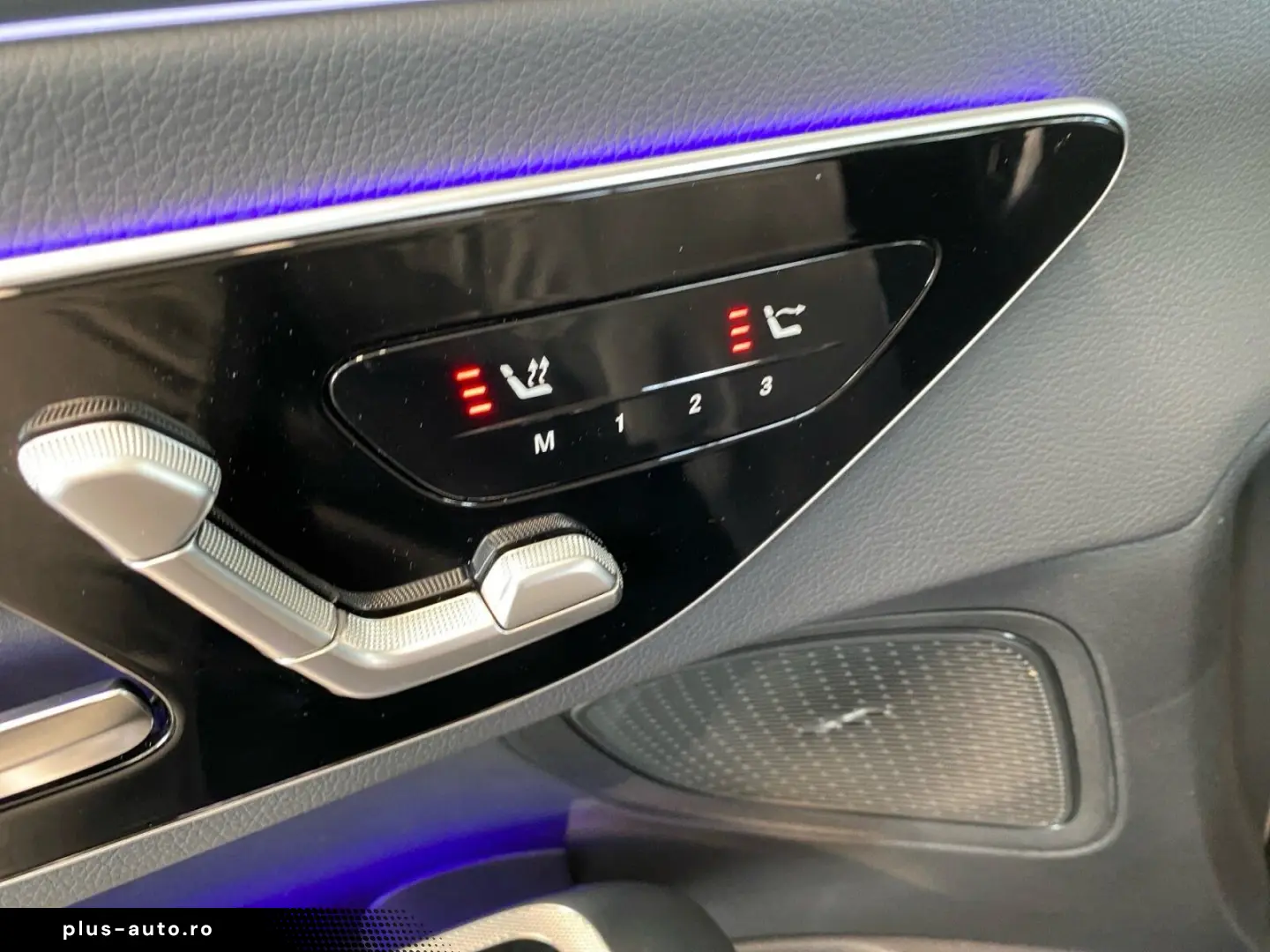 MERCEDES-BENZ CLE 200 Cabrio  AMG NIGHT AHK MEMO RFK SHZ LED