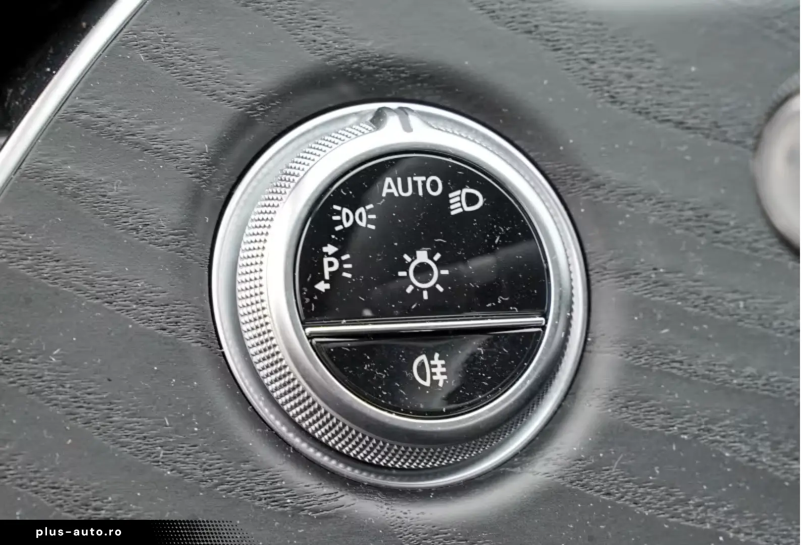 Mercedes-Benz E 200 AMG ADV DISTRONIC CAM TOTW