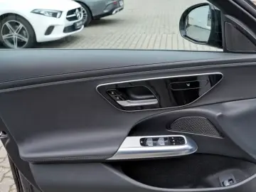 Mercedes-Benz E 200 AMG ADV DISTRONIC CAM TOTW