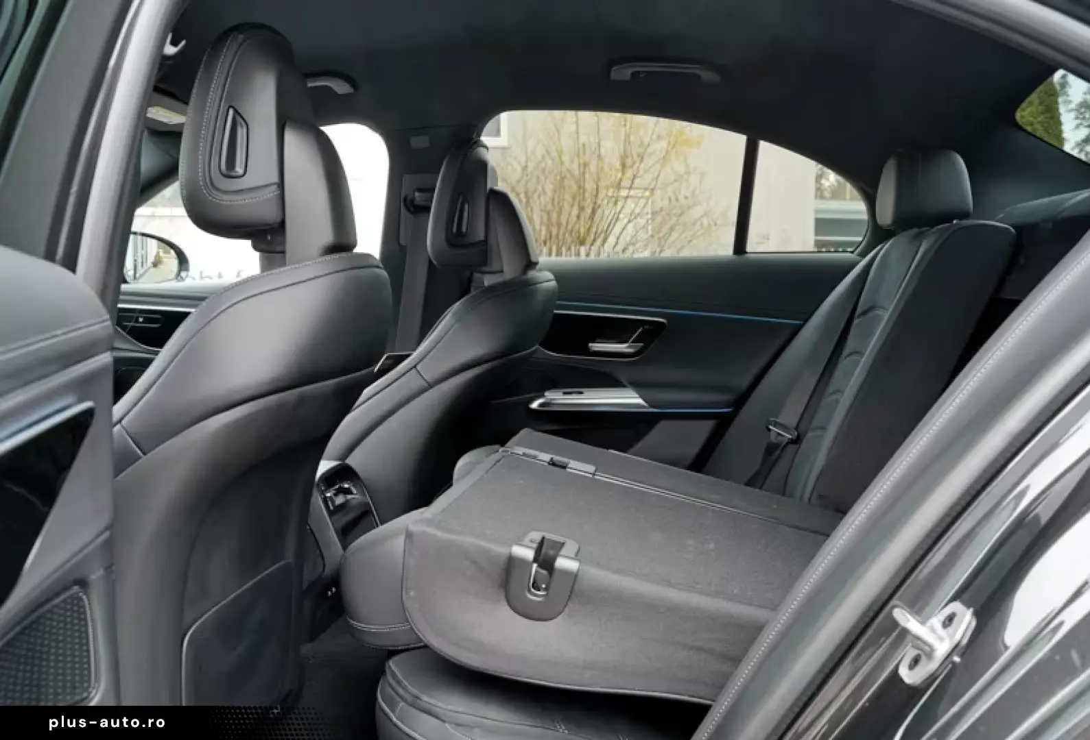 Mercedes-Benz E 200 AMG ADV DISTRONIC CAM TOTW