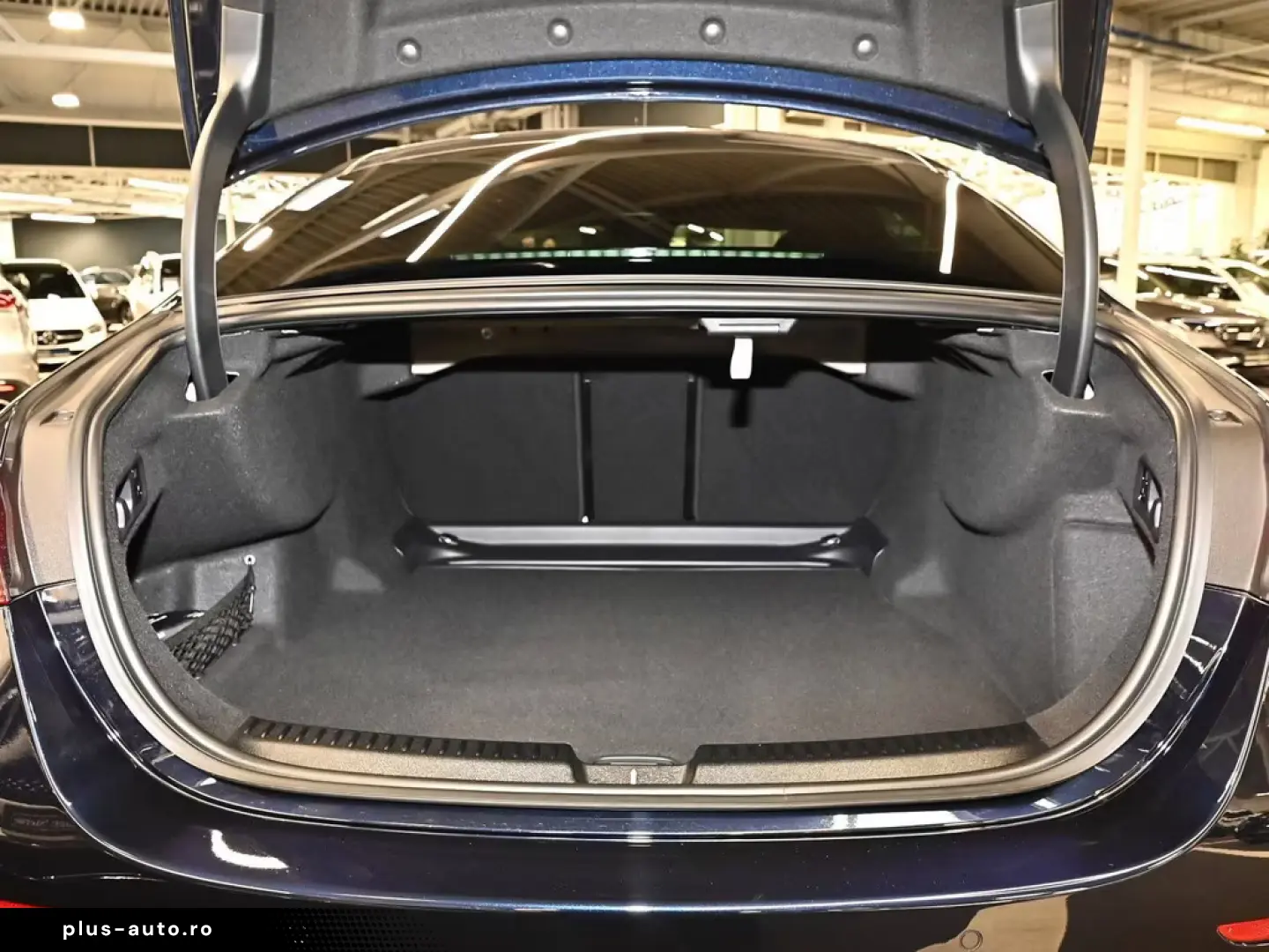 Mercedes-Benz E 200 AMG Sport Advanced  Distr. LED