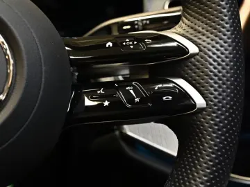 Mercedes-Benz E 200 AMG Sport Advanced  Distr. LED