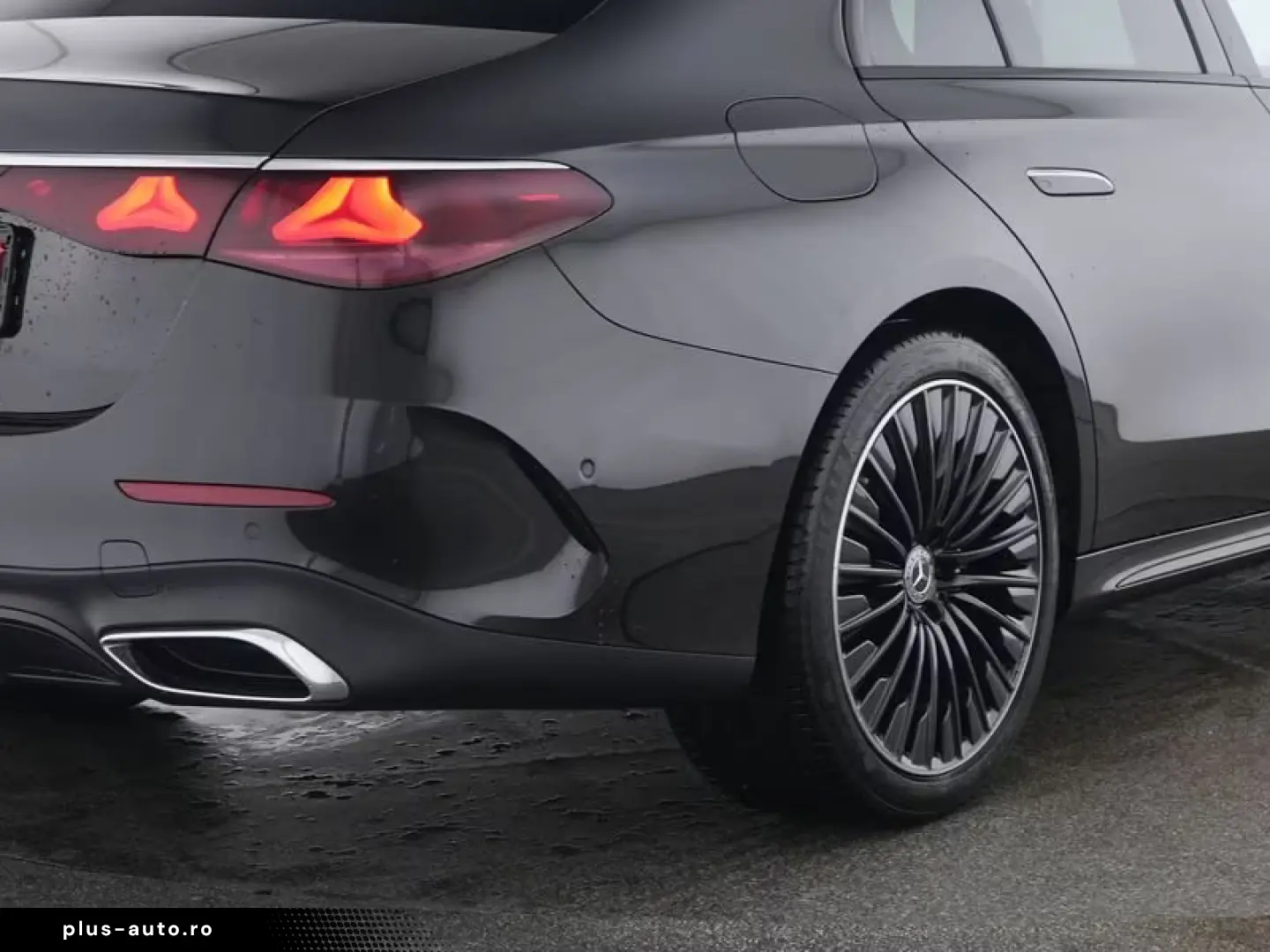 Mercedes-Benz E 200 AMG Night Distr MBUX Kamera