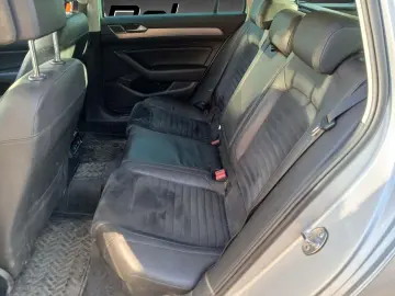 Volkswagen Passat Variant 2 0 TDI BMT DSG  Highline