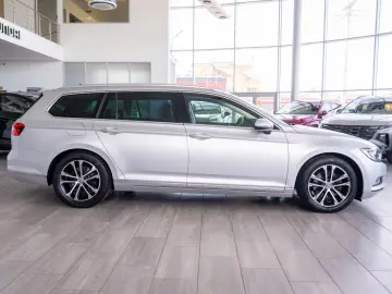 Volkswagen Passat Variant 2 0 TDI BMT DSG  Highline
