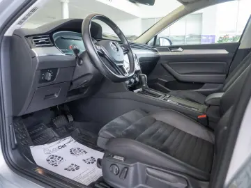 Volkswagen Passat Variant 2 0 TDI BMT DSG  Highline