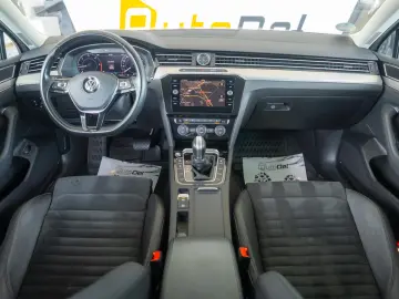 Volkswagen Passat Variant 2 0 TDI BMT DSG  Highline