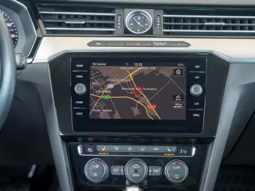 Volkswagen Passat Variant 2 0 TDI BMT DSG  Highline
