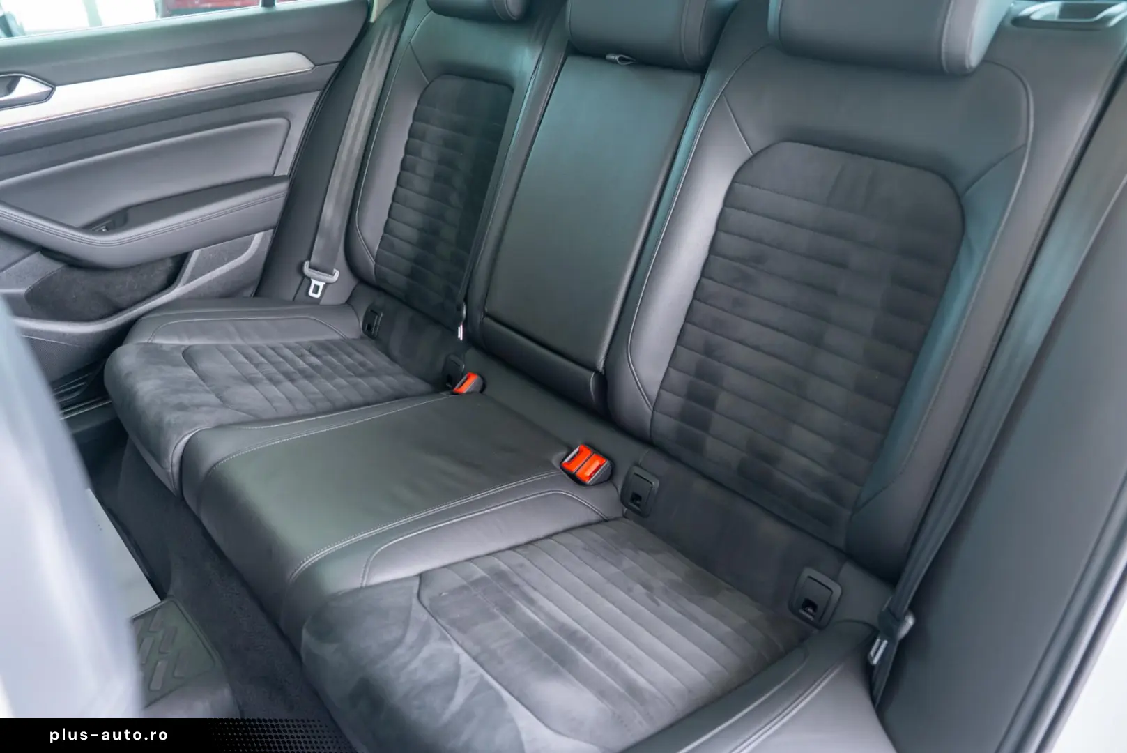 Volkswagen Passat Variant 2 0 TDI BMT DSG  Highline