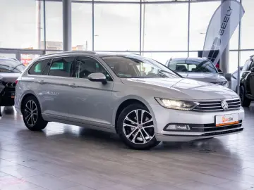 Volkswagen Passat Variant 2 0 TDI BMT DSG  Highline