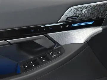 BMW 520d xDrive M Sport Pro ACC Pano LED 360  AHK