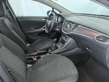 OPEL ASTRA Astra F12SHT 96kW 130HP MT6 Petrol