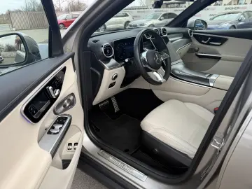 Mercedes-Benz GLC 300e -4X4  Burmaster Ventilatie Panoramic