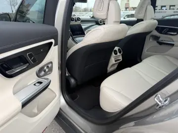 Mercedes-Benz GLC 300e -4X4  Burmaster Ventilatie Panoramic
