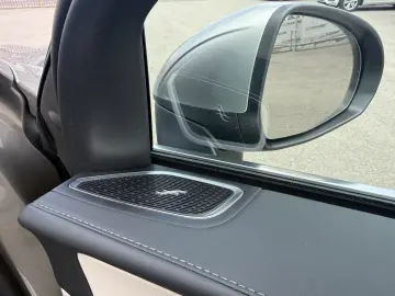 Mercedes-Benz GLC 300e -4X4  Burmaster Ventilatie Panoramic