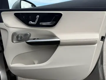 Mercedes-Benz GLC 300e -4X4  Burmaster Ventilatie Panoramic