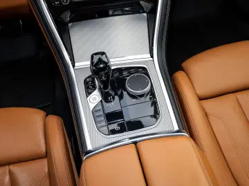 BMW M850i xDrive Gran Coupé HUD PANO ACC RFK NAVI