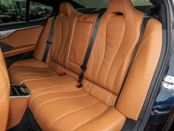 BMW M850i xDrive Gran Coupé HUD PANO ACC RFK NAVI